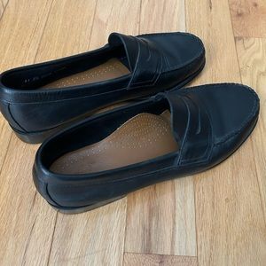 GH Bass Parker Weejuns Soft Black Leather Penny Loafer Slip on